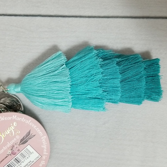 Barn Bougie Boho Key Fob - Picture 3 of 8